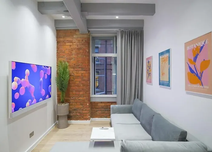 Chicago By The Heim Residences